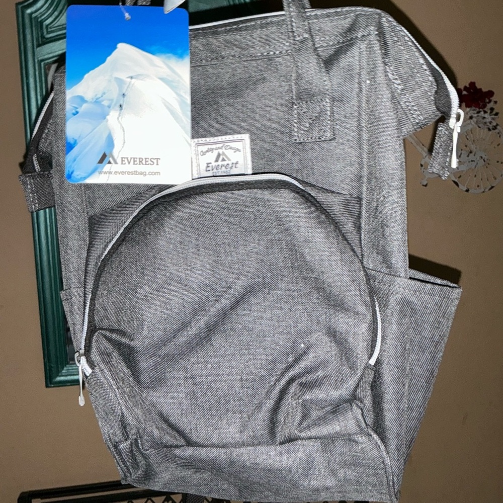 NWT Everest Gray Backpack 
STURDY MATERIAL